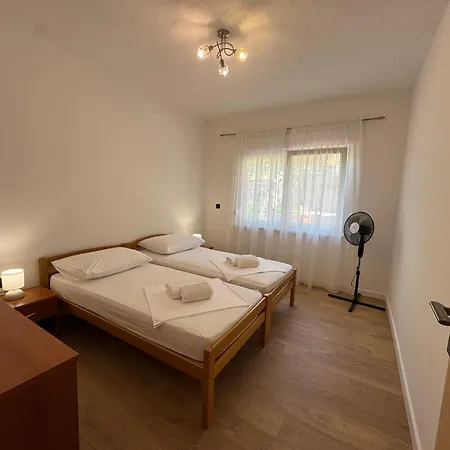 Apartman Marino 1 *